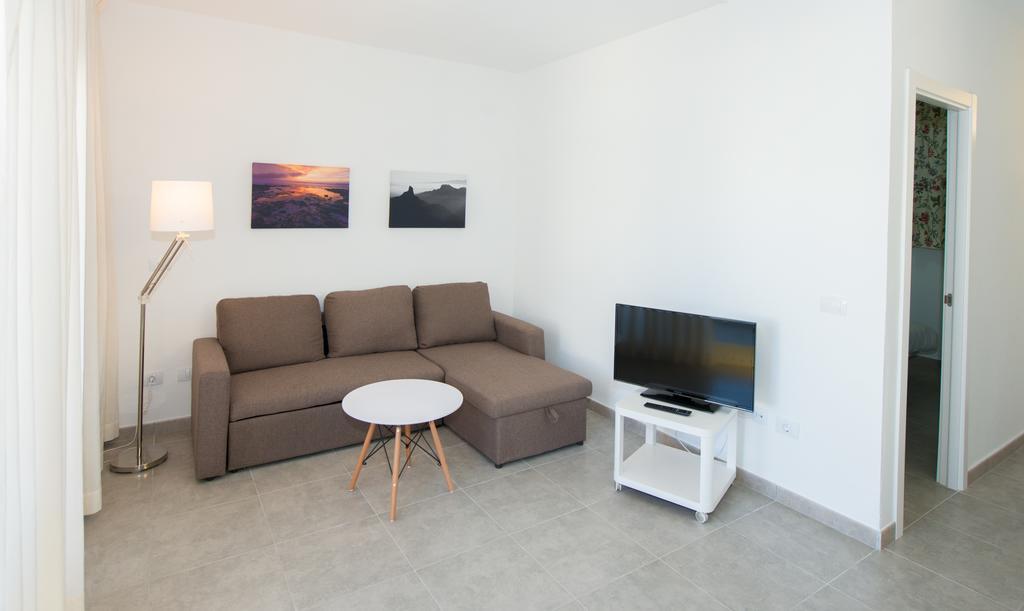 Apartamentos Los Mariachis Плая дел Инглес Екстериор снимка